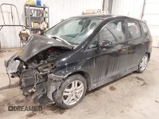2007 Honda Fit Sport with VIN JHMGD38607S054277, listed as a IAAI auction lot 41602296 with 272,787 mi miles. Bid and sale history available at carsss.com. Image 2.