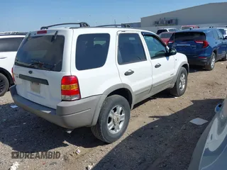 2002 Ford Escape XLT Choice с VIN 1FMYU03122KD33637, выставлен на аукционе IAAI как лот 41862269 с пробегом 275 583 миль миль и . История ставок и продаж доступна на DreamBid. Изображение 4.