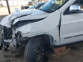 2020 Jeep Grand Cherokee Limited with VIN 1C4RJEBG6LC245478, listed as a IAAI auction lot 41637410 with 100,062 mi miles. Bid and sale history available at carsss.com. Image 6.