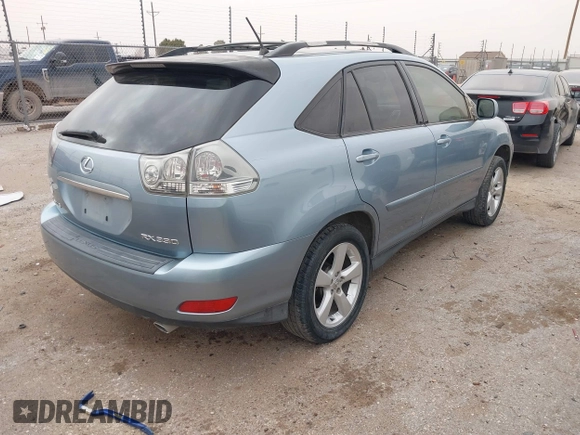 2004 Lexus RX 330 with VIN JTJGA31U640032582, listed as a IAAI auction lot 41704774 with 332,470 mi miles and . Bid and sale history available at carsss.com. Image 4.