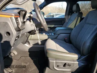 2024 Ford Expedition Timberline с VIN 1FMJU1RGXREA60667, выставлен на аукционе Copart как лот 89110905 с пробегом 4 895 миль миль и Списание • Salvage title. История ставок и продаж доступна на DreamBid. Изображение 7.