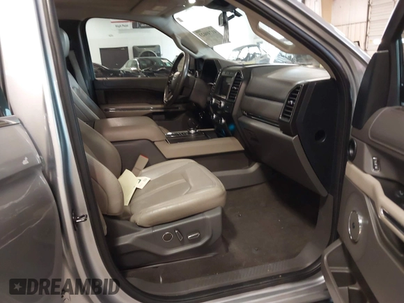 2020 Ford Expedition Limited with VIN 1FMJU1KT8LEA79460, listed as a IAAI auction lot 41749023 with 72,912 mi miles. Bid and sale history available at carsss.com. Image 5.
