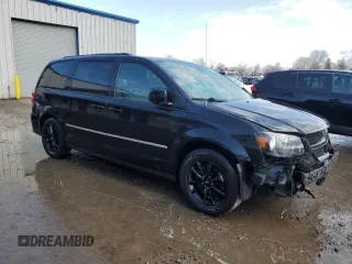 2019 Dodge Grand Caravan GT with VIN 2C4RDGEG3KR743769, listed as a Copart auction lot 50955085 with 92,732 mi miles and Salvage Title. Bid and sale history available at DreamBid. Image 4.