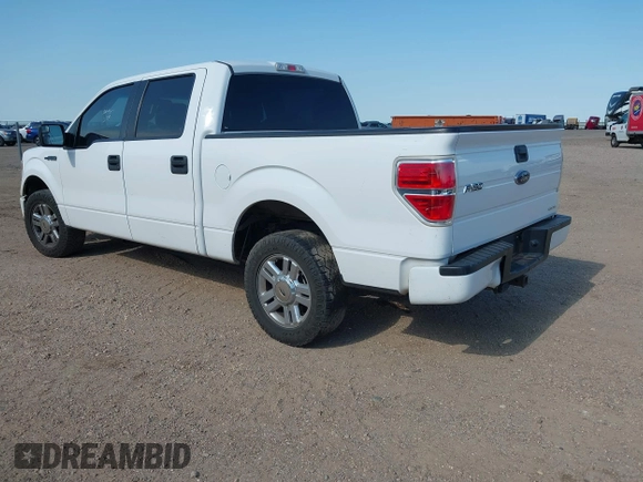 2014 Ford F-150 XL z VIN 1FTEW1CM8EKE54002, wystawiony jako IAAI lot #42599866 z przebiegiem 88 472 mil mil oraz . Historia ofert i sprzedaży dostępna na DreamBid. Obrazek 3.