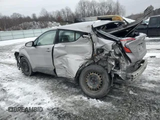 2019 Toyota C-HR XLE with VIN NMTKHMBX5KR076928, listed as a Copart auction lot 44742025 with Not Provided miles and Salvage Title. Bid and sale history available at DreamBid. Image 2.