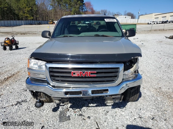 2006 GMC Sierra 1500 SLT with VIN 2GTEK13T861125725, listed as a Copart auction lot 45386465 with 296,448 mi miles and Salvage Title. Bid and sale history available at carsss.com. Image 5.