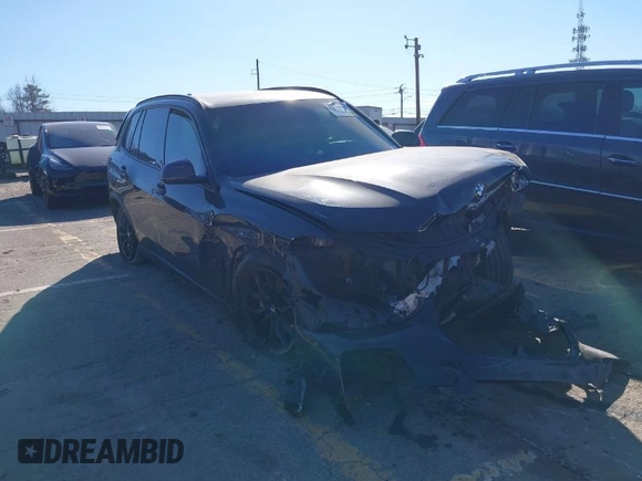 2019 BMW X5 xDrive40i with VIN 5UXCR6C55KLL01781, listed as a IAAI auction lot 38676093 with 1 mi miles. Bid and sale history available at carsss.com. Image 1.