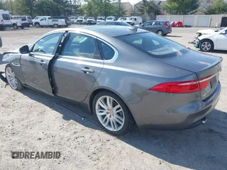 2016 Jaguar XF 35t Prestige with VIN SAJBE4BV6GCY15579, listed as a IAAI auction lot 42038482 with 80,269 mi miles and . Bid and sale history available at DreamBid. Image 3.