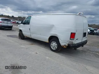 2008 Ford Econoline Cargo Commercial z VIN 1FTNE14WX8DB02132, wystawiony jako IAAI lot #41879542 z przebiegiem 401 784 mil mil oraz . Historia ofert i sprzedaży dostępna na DreamBid. Obrazek 3.