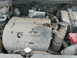 2014 Mitsubishi Outlander SE с VIN 4A4AR4AU1EE024300, выставлен на аукционе IAAI как лот 43222467 с пробегом 215 825 миль миль и . История ставок и продаж доступна на DreamBid. Изображение 13.