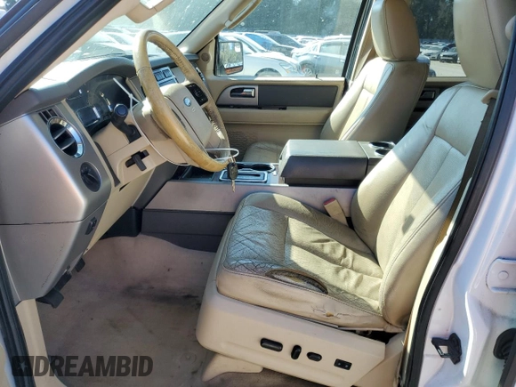 2013 Ford Expedition Max XLT with VIN 1FMJK1H51DEF20040, listed as a Copart auction lot 44466455 with 304,645 mi miles and Salvage title. Bid and sale history available at DreamBid. Image 7.
