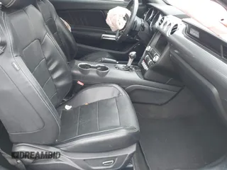 2015 Ford Mustang EcoBoost z VIN 1FA6P8TH6F5370313, wystawiony jako IAAI lot #42206594 z przebiegiem 76 769 mil mil oraz . Historia ofert i sprzedaży dostępna na DreamBid. Obrazek 5.