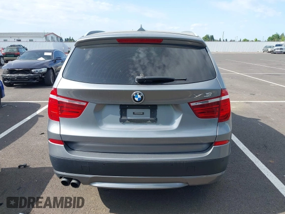 2014 BMW X3 xDrive35i z VIN 5UXWX7C57E0E77619, wystawiony jako IAAI lot #42505109 z przebiegiem 155 472 mil mil oraz . Historia ofert i sprzedaży dostępna na DreamBid. Obrazek 16.