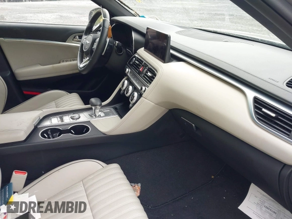 2023 Genesis G70 2.0T z VIN KMTG34TAXPU115811, wystawiony jako IAAI lot #42384218 z przebiegiem 35 262 mil mil oraz . Historia ofert i sprzedaży dostępna na DreamBid. Obrazek 5.
