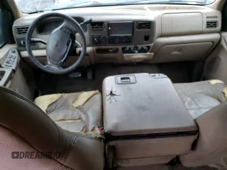 1999 Ford Super Duty F-250 XL with VIN 1FTNW21S8XED03752, listed as a Copart auction lot 70367694 with 350,640 mi miles and Salvage Title. Bid and sale history available at carsss.com. Image 8.