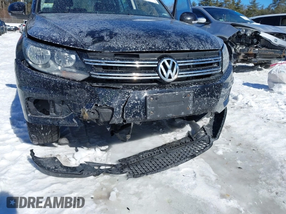 2017 Volkswagen Tiguan S with VIN WVGBV7AX7HK049500, listed as a IAAI auction lot 41632573 with 83,362 mi miles and . Bid and sale history available at DreamBid. Image 6.