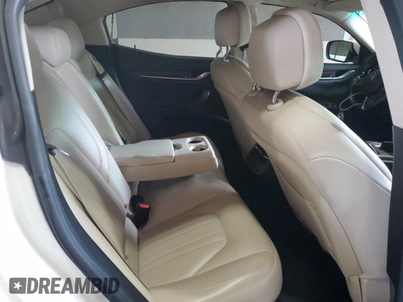 2016 Maserati Ghibli S Q4 z VIN ZAM57RTA4G1191481, wystawiony jako Copart lot #58052605 z przebiegiem 110 243 mil mil oraz Czysty tytuł • Clean title. Historia ofert i sprzedaży dostępna na DreamBid. Obrazek 10.