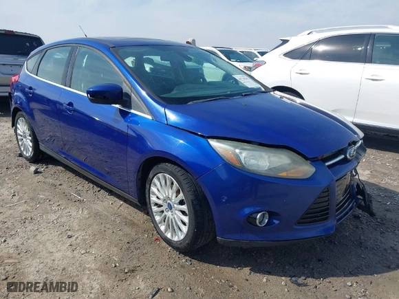 2012 Ford Focus Titanium with VIN 1FAHP3N23CL433041, listed as a IAAI auction lot 41710341 with NaN miles. Bid and sale history available at carsss.com. Image 1.