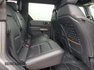 2023 Ford Bronco с VIN 1FMEE5DP8PLB53323, выставлен на аукционе Copart как лот 60020625 с пробегом 23 987 миль миль и Списание • Salvage title. История ставок и продаж доступна на DreamBid. Изображение 11.