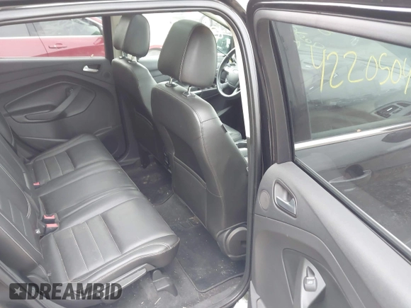 2014 Ford Escape SE with VIN 1FMCU9G9XEUD39077, listed as a IAAI auction lot 42205040 with 92,355 mi miles and . Bid and sale history available at DreamBid. Image 8.