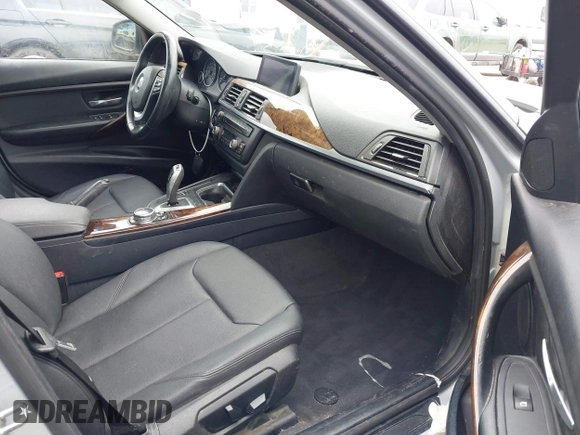 2014 BMW 3 Series 328i with VIN WBA3C1C53EK109613, listed as a IAAI auction lot 41713060 with 141,240 mi miles. Bid and sale history available at carsss.com. Image 5.