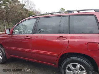 2007 Toyota Highlander w/3rd Row with VIN JTEEP21A870209402, listed as a IAAI auction lot 41541621 with 227,697 mi miles. Bid and sale history available at carsss.com. Image 15.