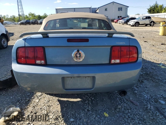 2005 Ford Mustang Deluxe с VIN 1ZVFT84N155227663, выставлен на аукционе Copart как лот 57402915 с пробегом 184 817 миль миль и Списание • Salvage title. История ставок и продаж доступна на DreamBid. Изображение 6.
