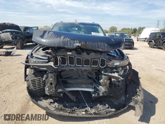 2023 Jeep Grand Cherokee Altitude z VIN 1C4RJHAGXPC548773, wystawiony jako Copart lot #71000974 z przebiegiem 35 985 mil mil oraz Szkoda całkowita • Salvage title. Historia ofert i sprzedaży dostępna na DreamBid. Obrazek 5.
