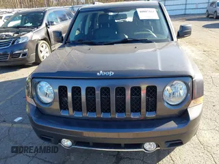 2017 Jeep Patriot High Altitude with VIN 1C4NJRFB7HD194823, listed as a IAAI auction lot 40807424 with 65,956 mi miles. Bid and sale history available at carsss.com. Image 12.