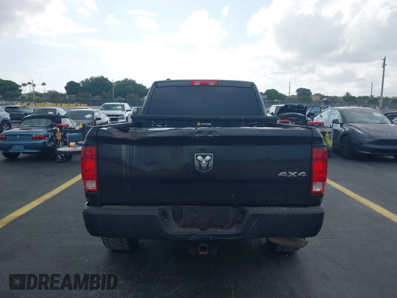 2016 Ram 1500 Tradesman z VIN 1C6RR7FM1GS268609, wystawiony jako IAAI lot #42472382 z przebiegiem 217 548 mil mil oraz . Historia ofert i sprzedaży dostępna na DreamBid. Obrazek 17.