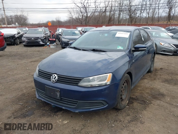 2012 Volkswagen Jetta Sedan SE w/Convenience & Sunroof PZEV with VIN 3VWBP7AJ7CM041809, listed as a IAAI auction lot 41657451 with 126,474 mi miles. Bid and sale history available at carsss.com. Image 13.