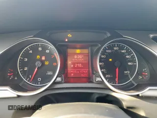 2008 Audi A5 z VIN WAUDK78T08A039712, wystawiony jako Copart lot #52782345 z przebiegiem 154 015 mil mil oraz Czysty tytuł • Clean title. Historia ofert i sprzedaży dostępna na DreamBid. Obrazek 9.