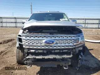 2019 Ford Expedition Platinum with VIN 1FMJU1MT8KEA88753, listed as a Copart auction lot 49812625 with 20,718 mi miles and Salvage Title. Bid and sale history available at carsss.com. Image 5.