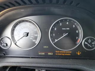 2017 BMW X3 sDrive28i with VIN 5UXWZ7C55H0T43879, listed as a Copart auction lot 43236315 with 161,205 mi miles and Salvage Title. Bid and sale history available at carsss.com. Image 9.
