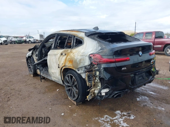 2024 BMW X4 M40i with VIN 5UX43DT03R9V02312, listed as a IAAI auction lot 41042724 with 1 mi miles. Bid and sale history available at carsss.com. Image 3.