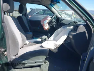 2001 Isuzu Rodeo S с VIN 4S2DM58W814355606, выставлен на аукционе IAAI как лот 42187816 с пробегом 161 653 миль миль и . История ставок и продаж доступна на DreamBid. Изображение 5.