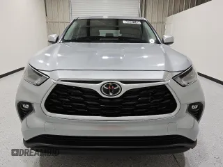 2023 Toyota Highlander L z VIN 5TDKDRAH7PS502727, wystawiony jako Copart lot #59237145 z przebiegiem 41 216 mil mil oraz Czysty tytuł • Clean title. Historia ofert i sprzedaży dostępna na DreamBid. Obrazek 5.