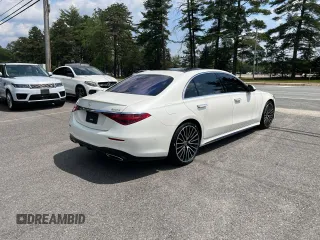 2021 Mercedes-Benz S 580 with VIN W1K6G7GB7MA021505, listed as a Copart auction lot 62408195 with 72,280 mi miles and Clean title. Bid and sale history available at DreamBid. Image 4.