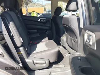 2019 Nissan Pathfinder S with VIN 5N1DR2MN0KC606551, listed as a IAAI auction lot 41883904 with 40,804 mi miles and . Bid and sale history available at DreamBid. Image 8.