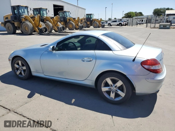 2006 Mercedes-Benz SLK 280 z VIN WDBWK54F36F096937, wystawiony jako Copart lot #60351395 z przebiegiem 114 563 mil mil oraz Szkoda całkowita • Salvage title. Historia ofert i sprzedaży dostępna na DreamBid. Obrazek 2.