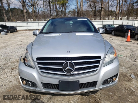 2011 Mercedes-Benz R 350 with VIN 4JGCB6FE8BA125365, listed as a Copart auction lot 45860255 with 160,994 mi miles and Salvage title. Bid and sale history available at DreamBid. Image 5.