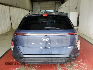 2024 Hyundai Kona SEL with VIN KM8HBCAB1RU122107, listed as a Copart auction lot 53721805 with 22,462 mi miles and Salvage Title. Bid and sale history available at carsss.com. Image 6.