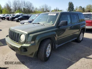 2008 Jeep Patriot Sport with VIN 1J8FF28W38D543935, listed as a Copart auction lot 53519445 with 169,618 mi miles and Clean Title. Bid and sale history available at carsss.com. Image 1.