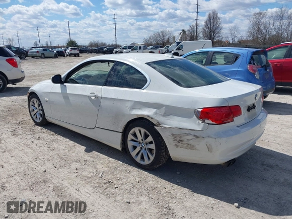2013 BMW 3 Series 328i xDrive with VIN WBAKF3C52DJ385588, listed as a IAAI auction lot 41892255 with 150,061 mi miles. Bid and sale history available at carsss.com. Image 3.