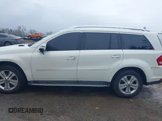 2011 Mercedes-Benz GL-Class GL 450 with VIN 4JGBF7BE0BA730685, listed as a IAAI auction lot 42029019 with 142,190 mi miles. Bid and sale history available at carsss.com. Image 15.