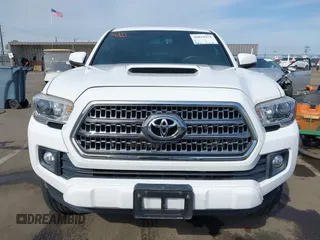 2017 Toyota Tacoma SR5 with VIN 3TMDZ5BN9HM029700, listed as a IAAI auction lot 42034375 with 86,907 mi miles. Bid and sale history available at carsss.com. Image 13.