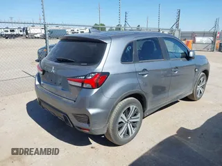 2024 Mitsubishi Outlander S z VIN JA4ARUAU3RU025509, wystawiony jako IAAI lot #42306345 z przebiegiem 6 559 mil mil oraz . Historia ofert i sprzedaży dostępna na DreamBid. Obrazek 4.