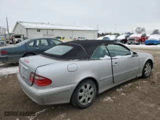 2002 Mercedes-Benz CLK-Class with VIN WDBLK65G42T128662, listed as a Copart auction lot 42185155 with 93,905 mi miles and Salvage Title. Bid and sale history available at carsss.com. Image 3.