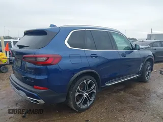 2021 BMW X5 sDrive40i with VIN 5UXCR4C0XM9G29080, listed as a IAAI auction lot 41340380 with 85,403 mi miles. Bid and sale history available at carsss.com. Image 4.