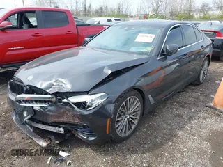 2019 BMW 5 Series 530i z VIN WBAJA5C52KBX87768, wystawiony jako IAAI lot #42029678 z przebiegiem 102 448 mil mil oraz . Historia ofert i sprzedaży dostępna na DreamBid. Obrazek 17.